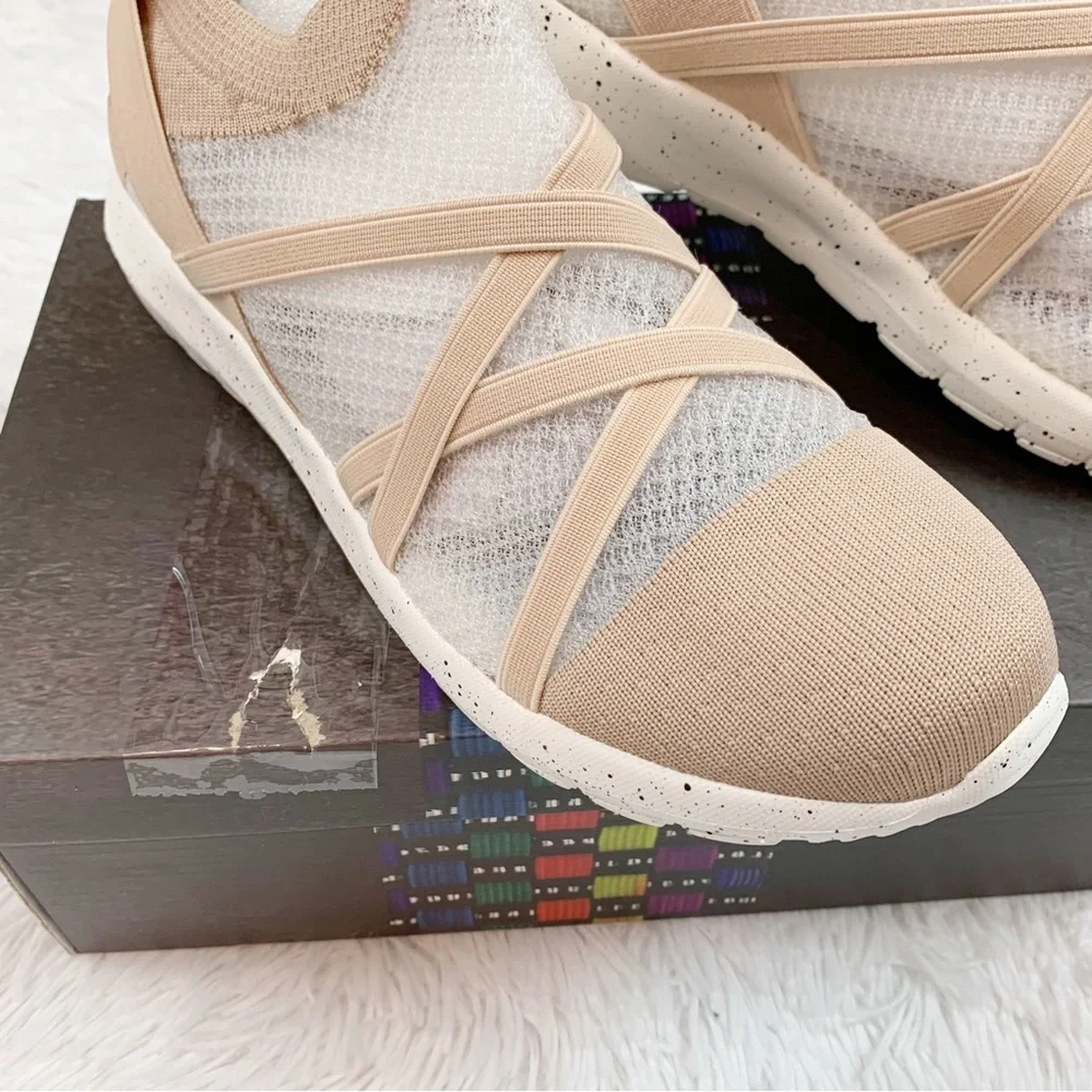 Bernie mev. Women bungee sheer slip on comfort‎ shoes light weight memory foam